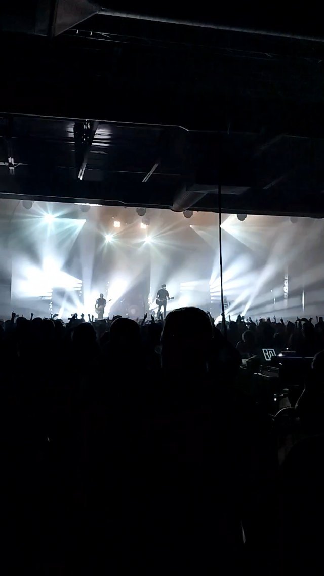 🎵Savior🎶 Rise Against