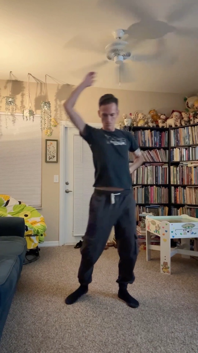 #LNICDanceParty (@bennygoboom) #LNIC #LateNightInsomniacsClub