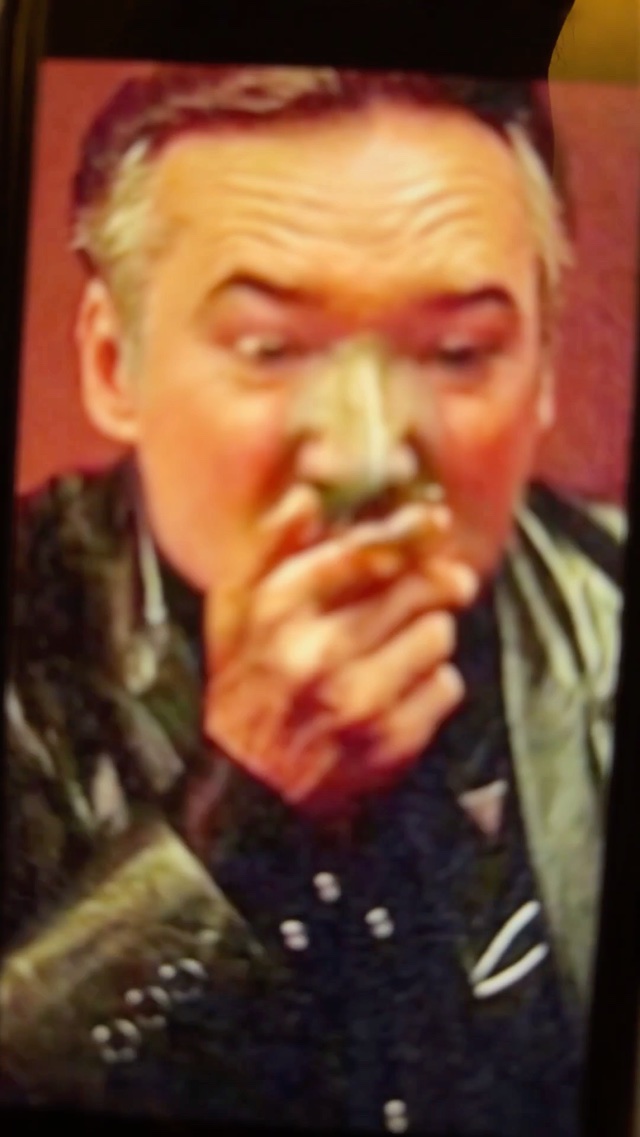 Frank Booth was a very #LNICHorribleDates particularity when I got him a Heineken. As you see though, he’s not picky! #bluevelvet #dennishopper #candycoloredclown #pabstblueribbon #MOMMY!