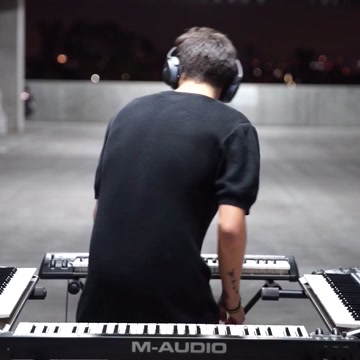 Pianos