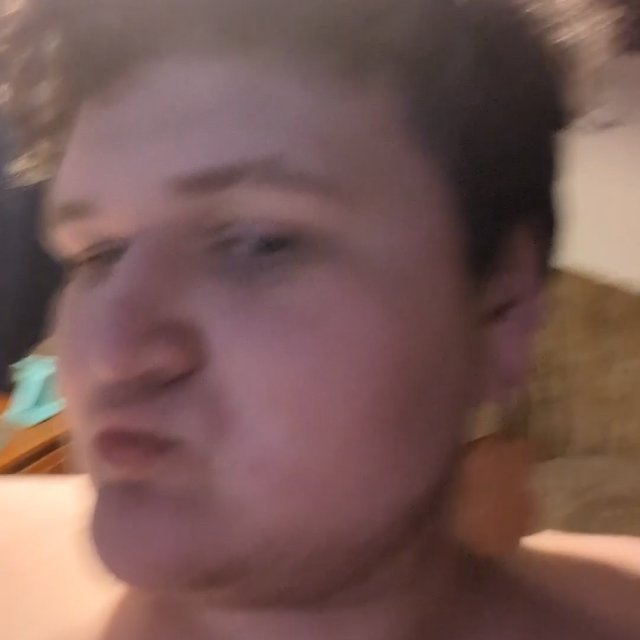 How do you like my New earrings?